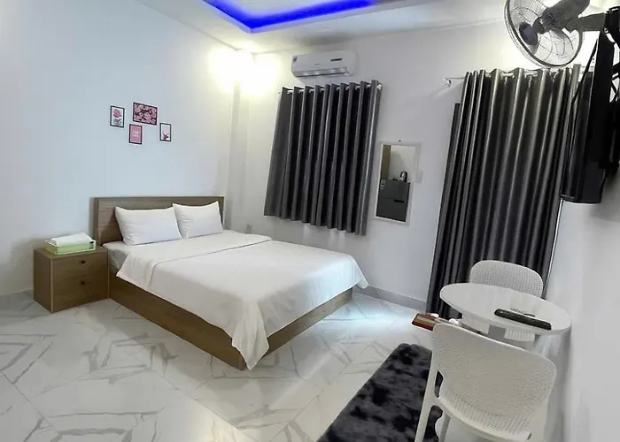 1Br Apt Near Bui Vien Balcony & Washer 25
